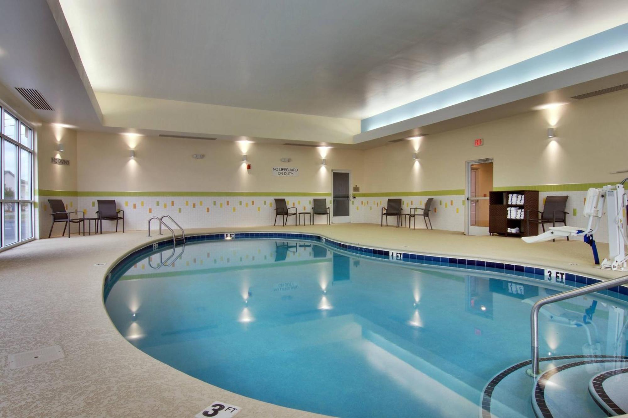 Fairfield Inn & Suites Clarksville Eksteriør billede
